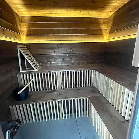 Les Rouardes Bed & Breakfast 3*